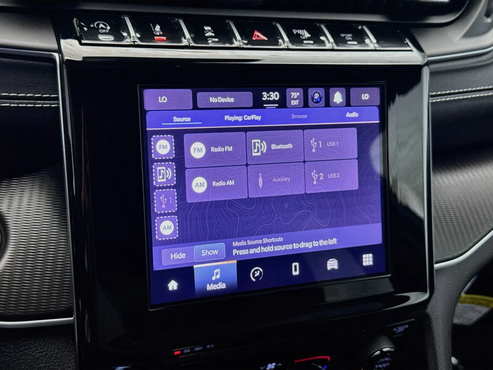 Jeep Grand Cherokee photo 11