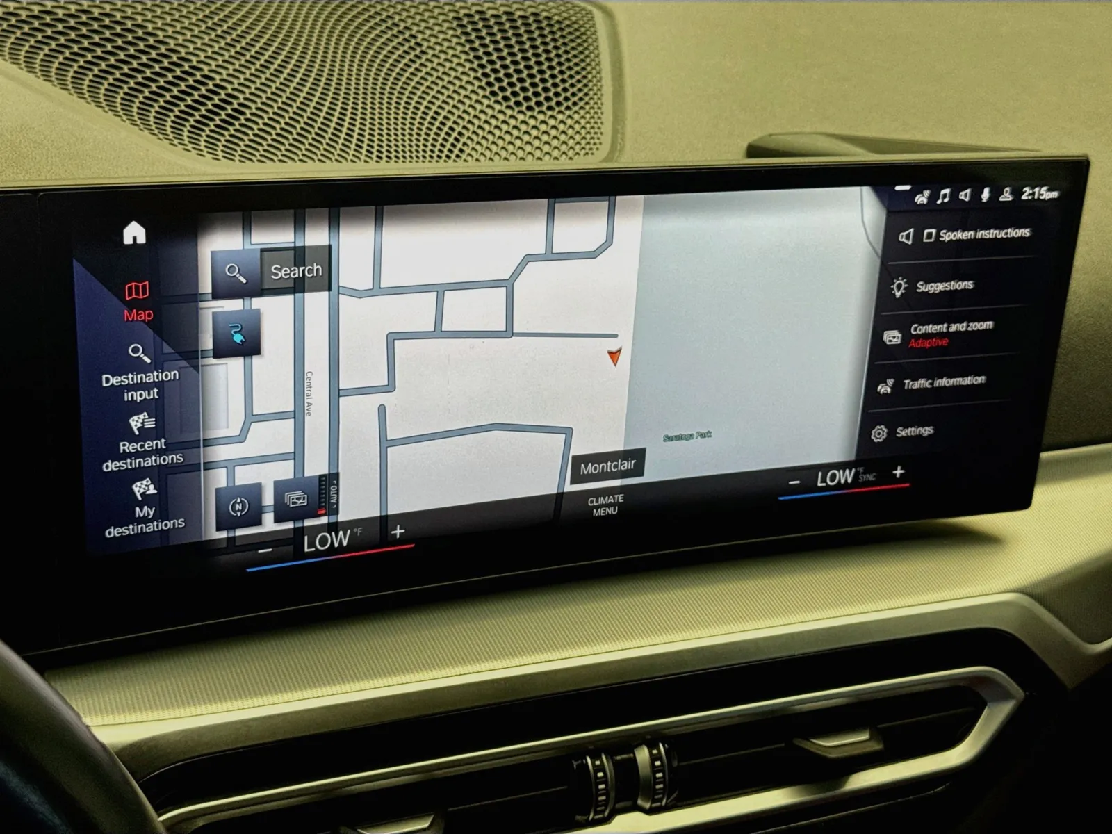 BMW i4 photo 10