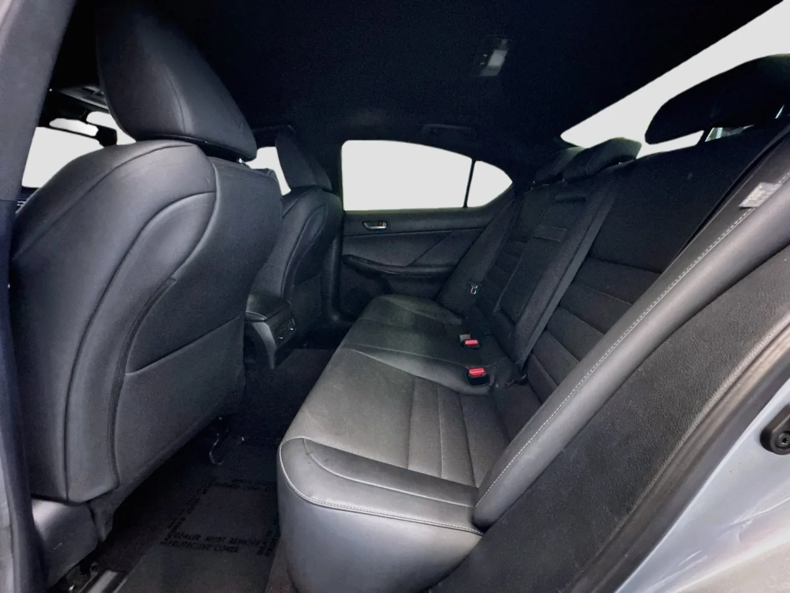 Lexus IS photo 15