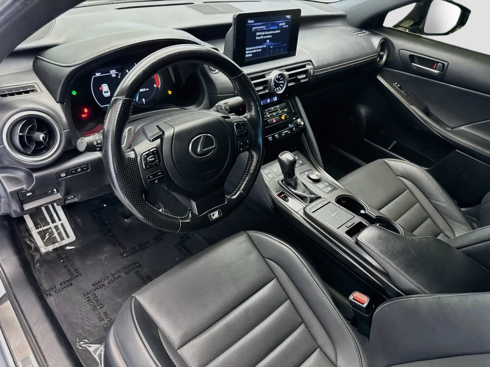 Lexus IS photo 7