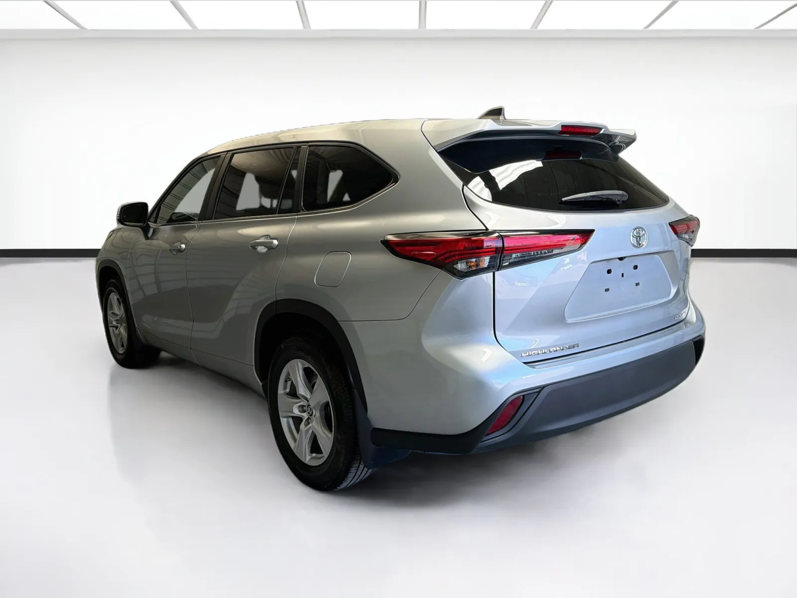 Toyota Highlander photo 6