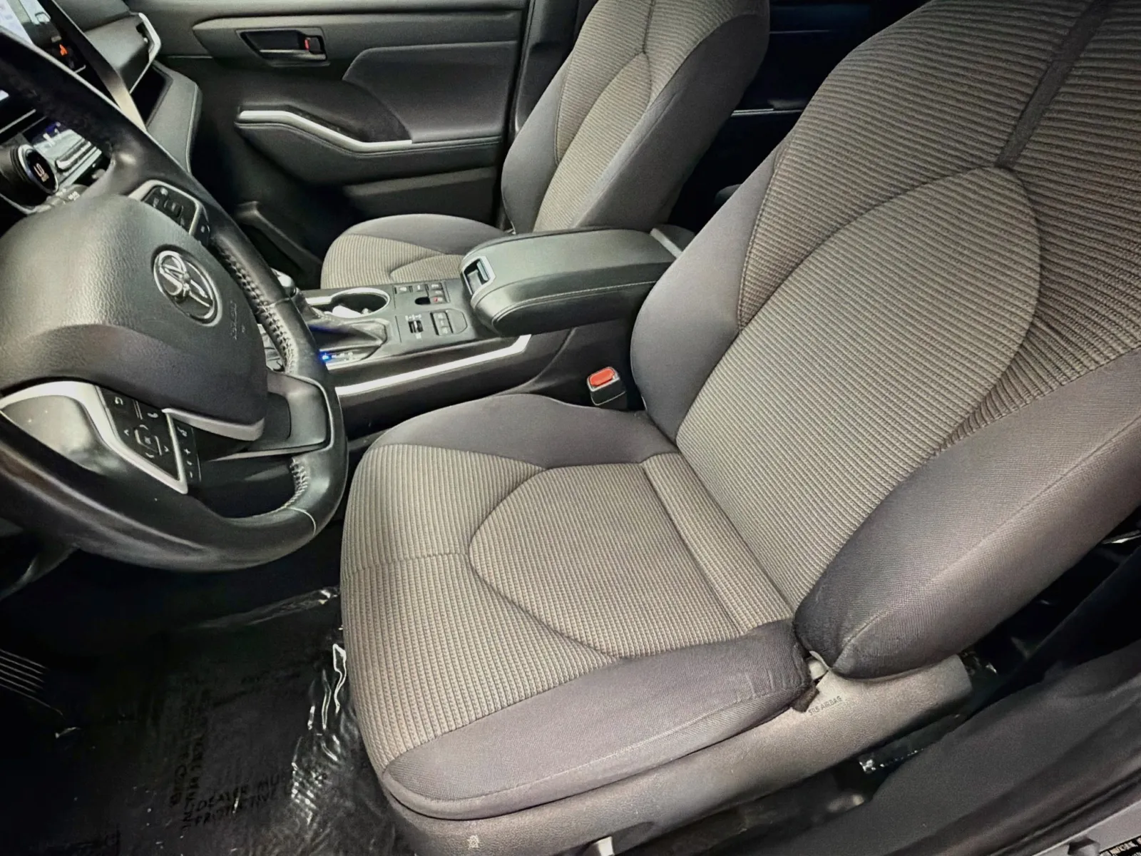 Toyota Highlander photo 11