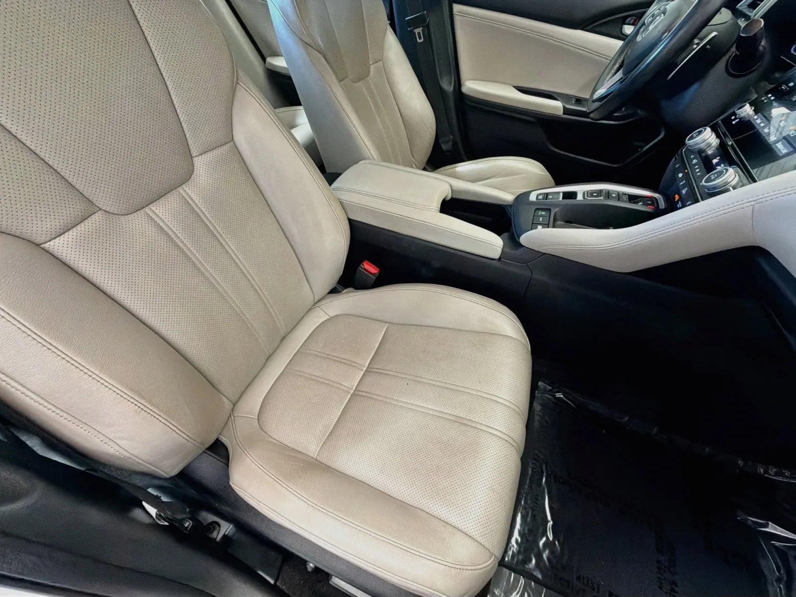 Honda Insight photo 15