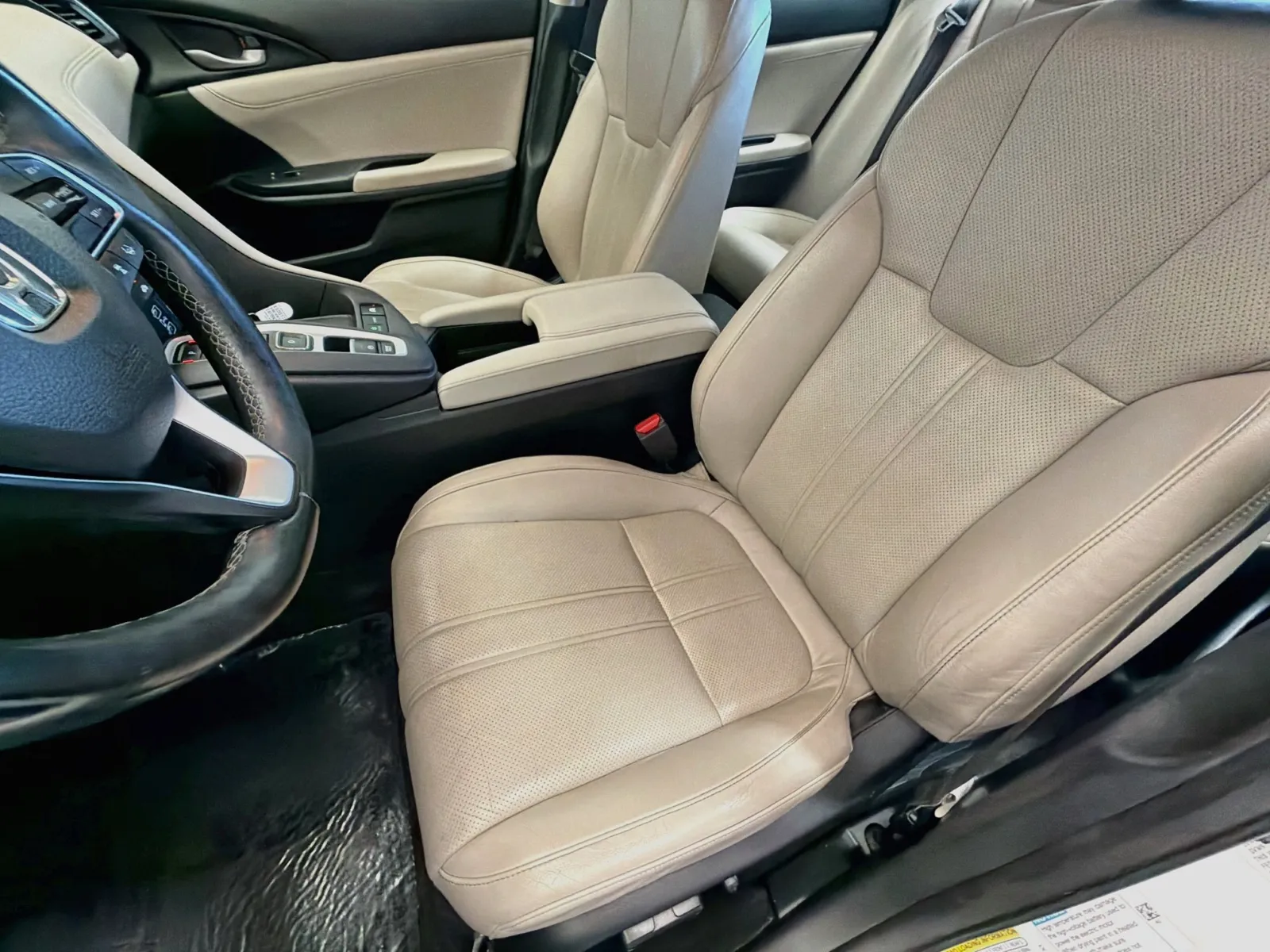 Honda Insight photo 11