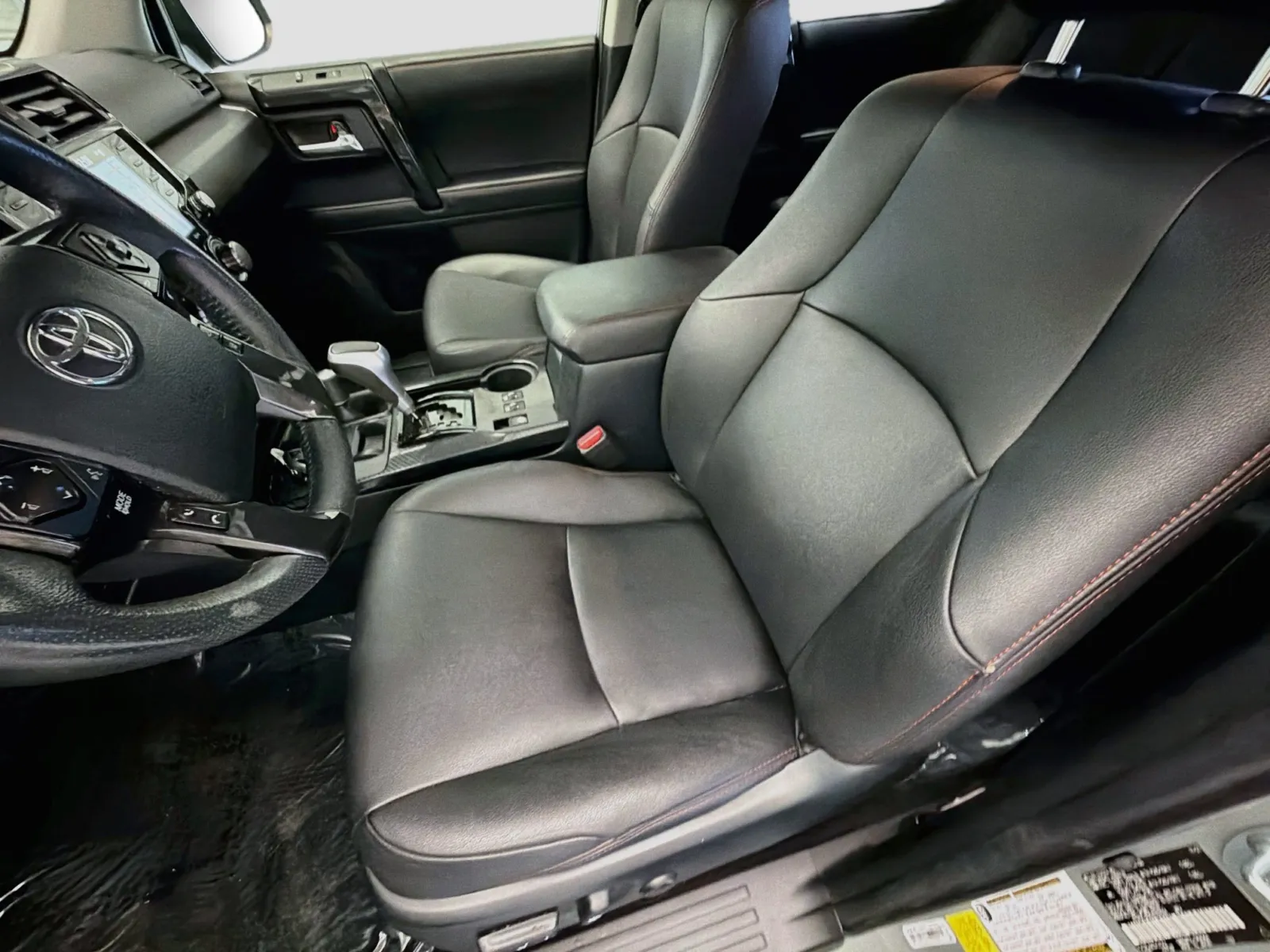 Toyota 4Runner photo 11