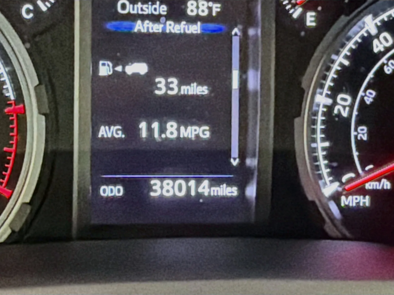 Toyota 4Runner photo 8
