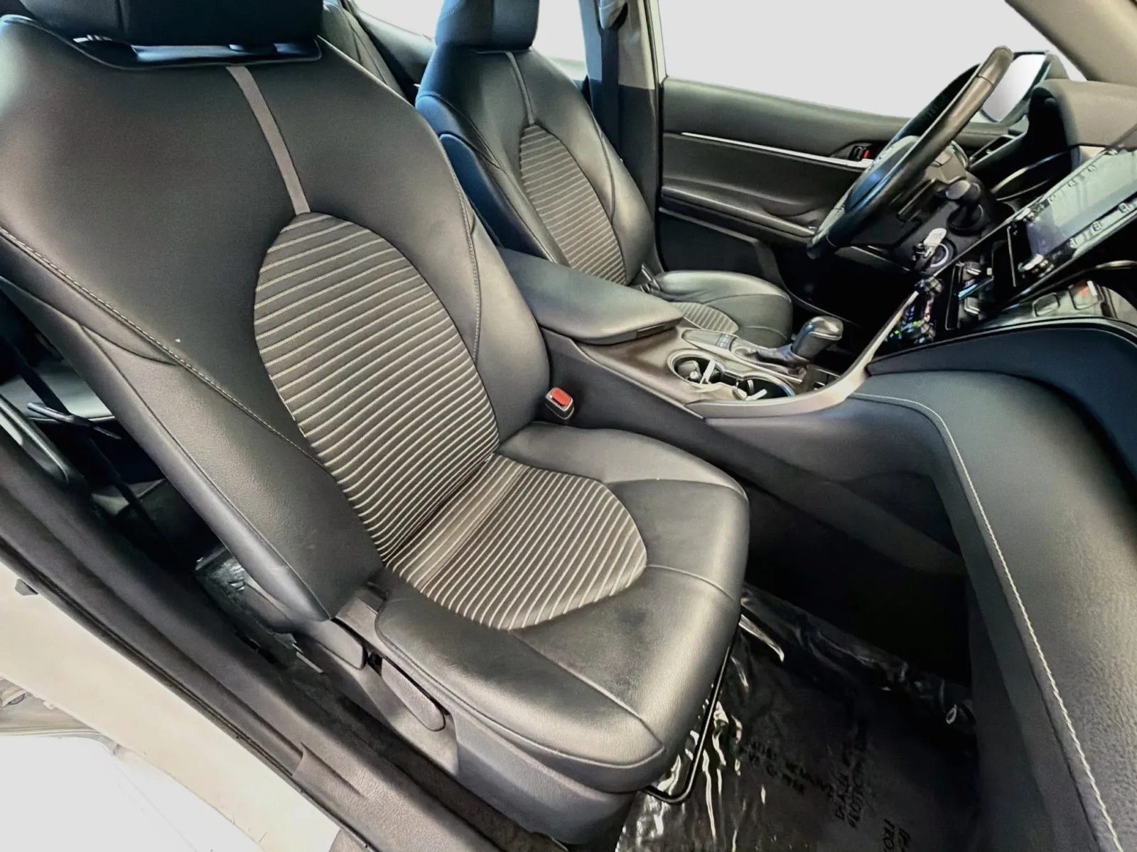 Toyota Camry photo 15