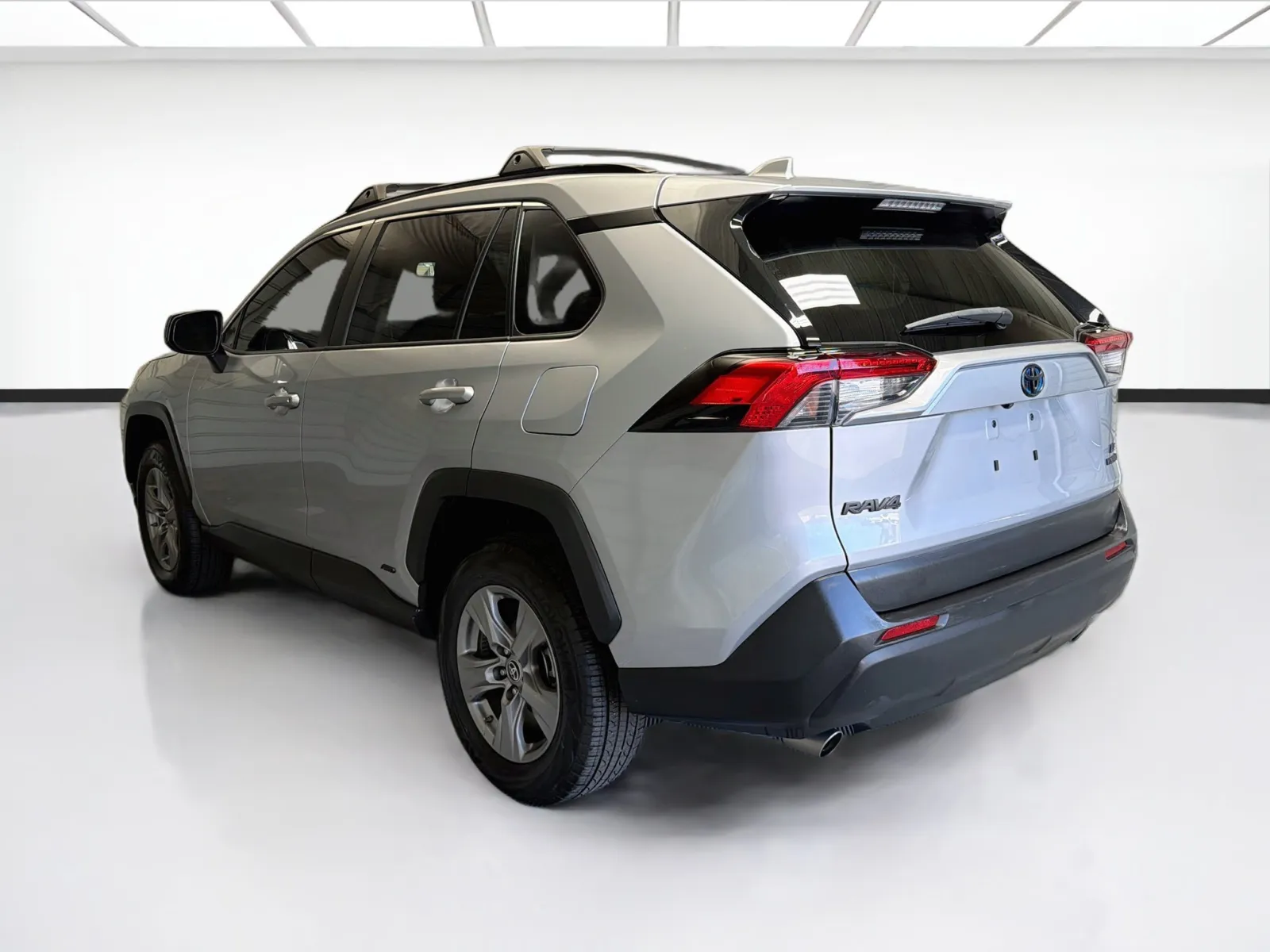 Toyota RAV4 photo 6