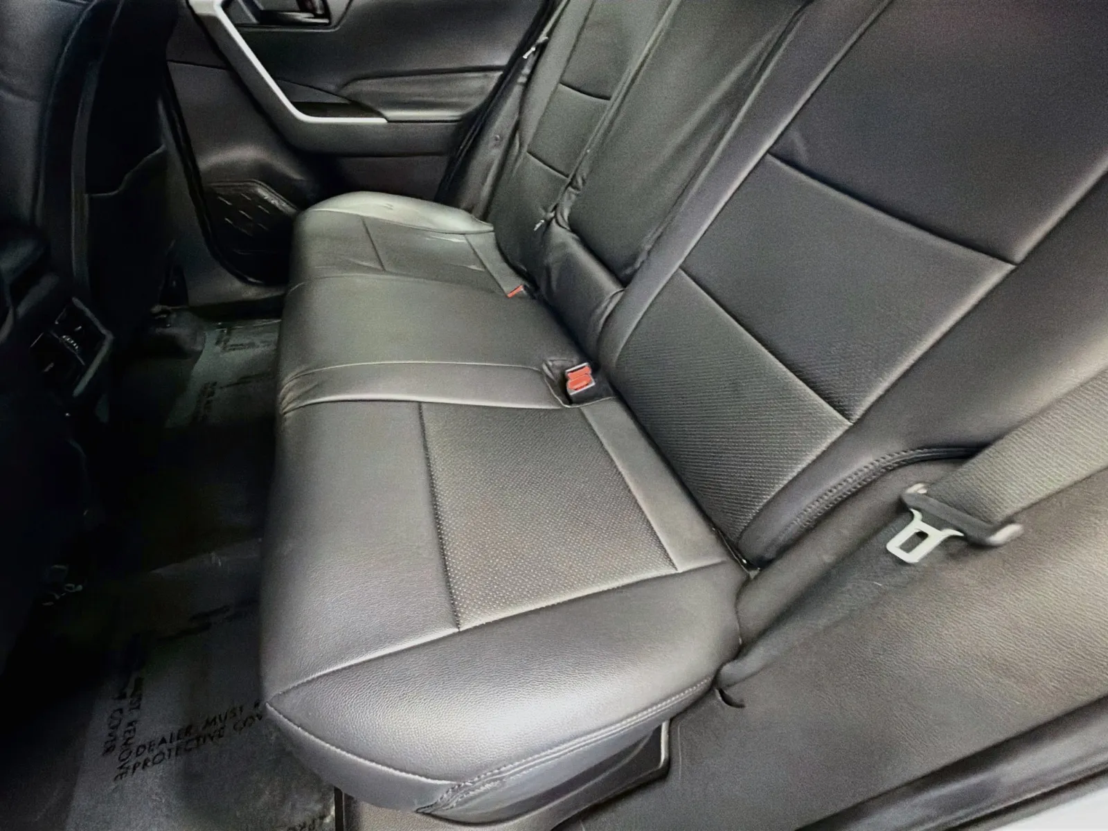 Toyota RAV4 photo 13