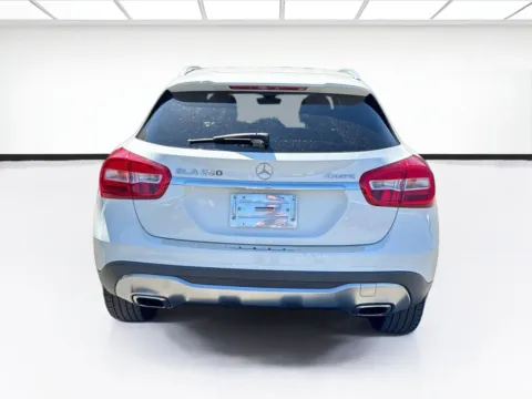 More photos of 2019 Mercedes-Benz GLA 250 4MATIC at STG Montclair, CA
