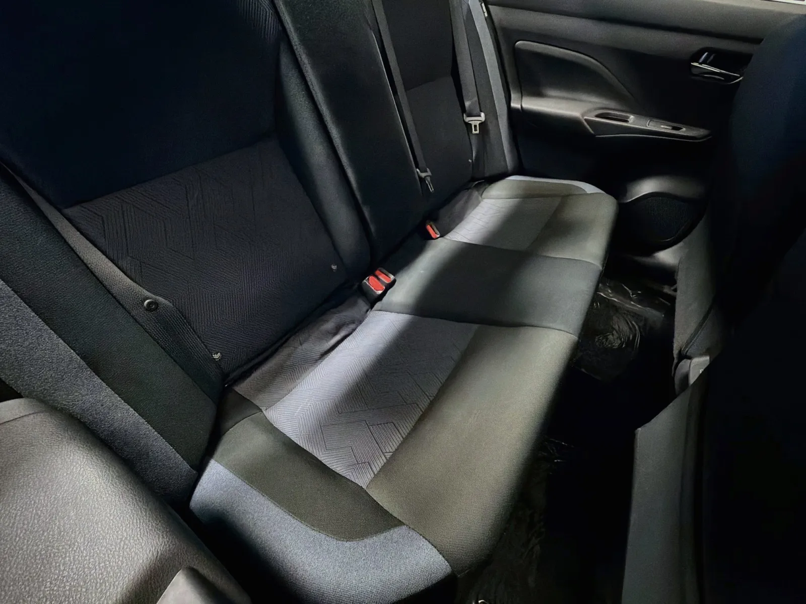 Nissan Versa photo 14