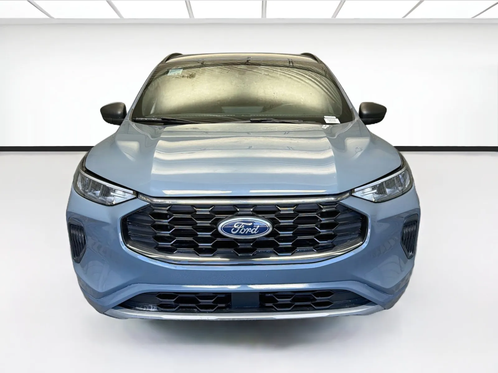 Ford Escape photo 2