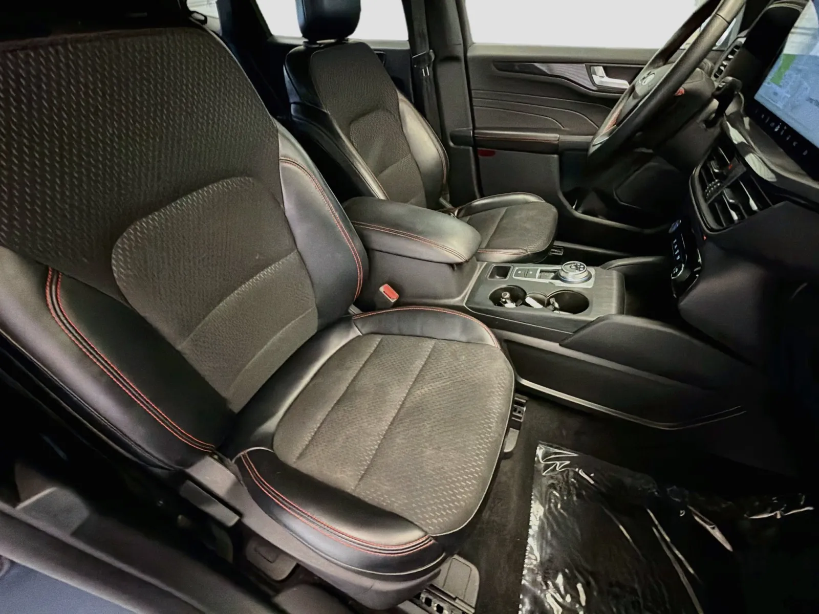 Ford Escape photo 15