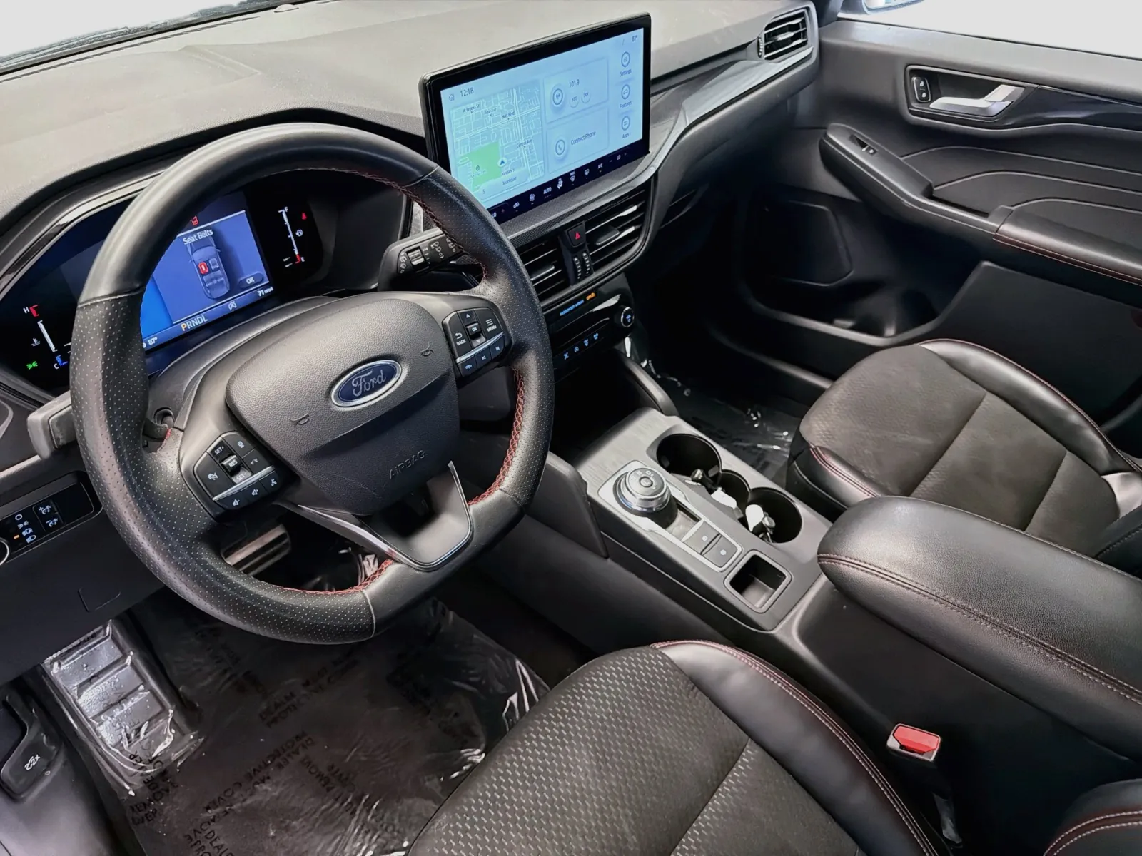 Ford Escape photo 7