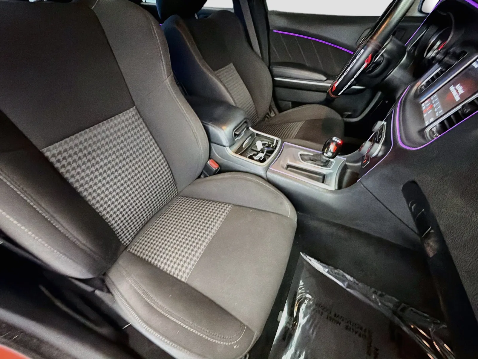 Dodge Charger photo 15