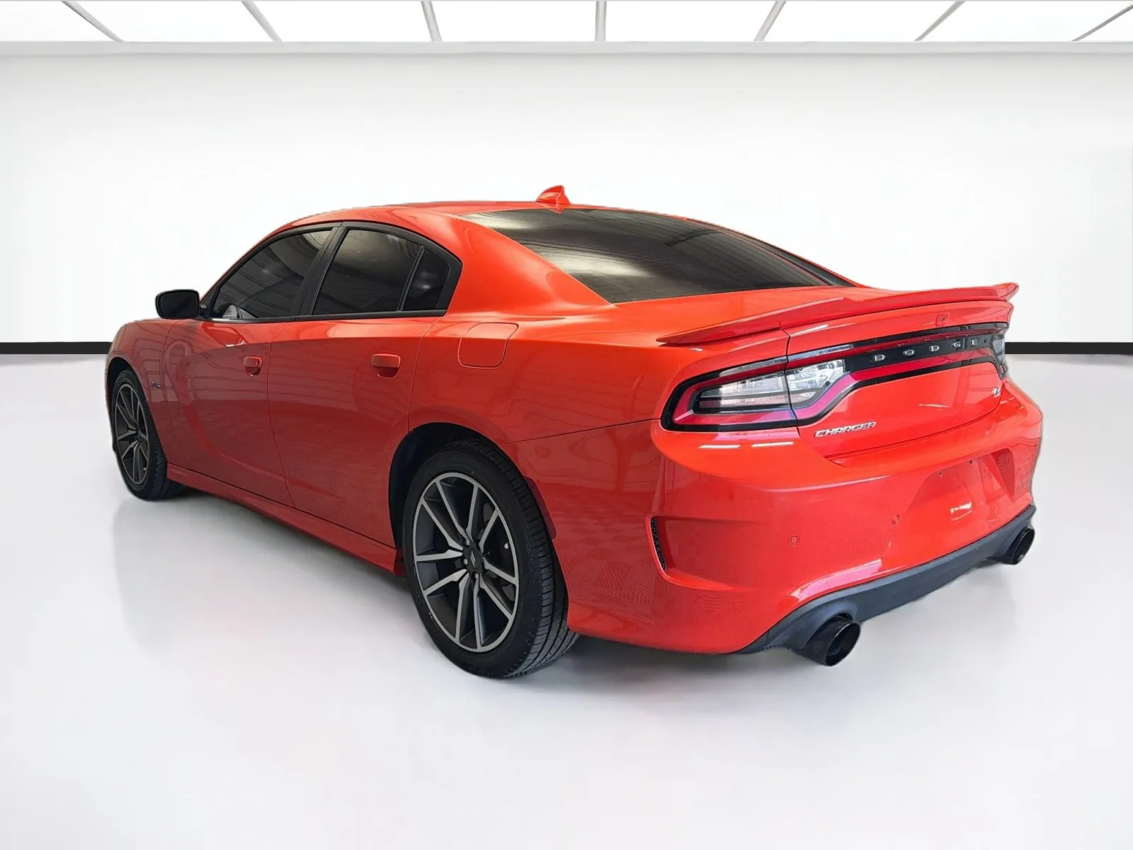 Dodge Charger photo 6
