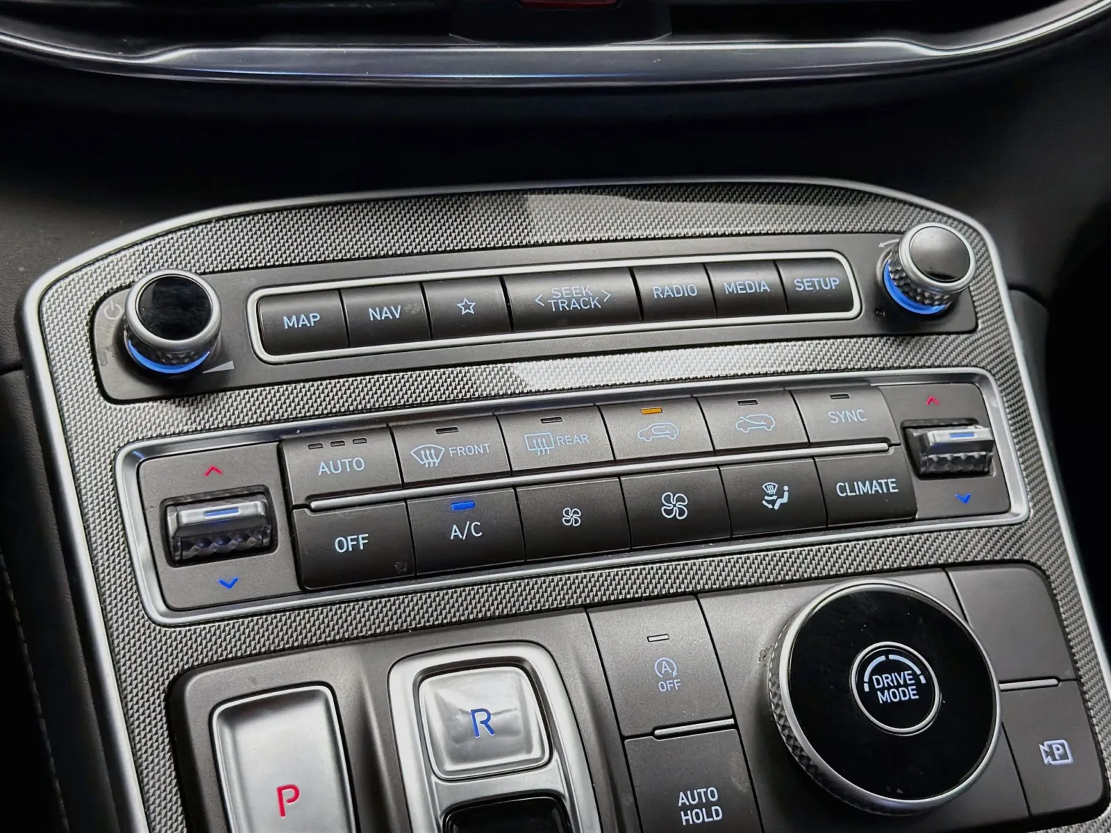 Hyundai Santa Fe photo 10