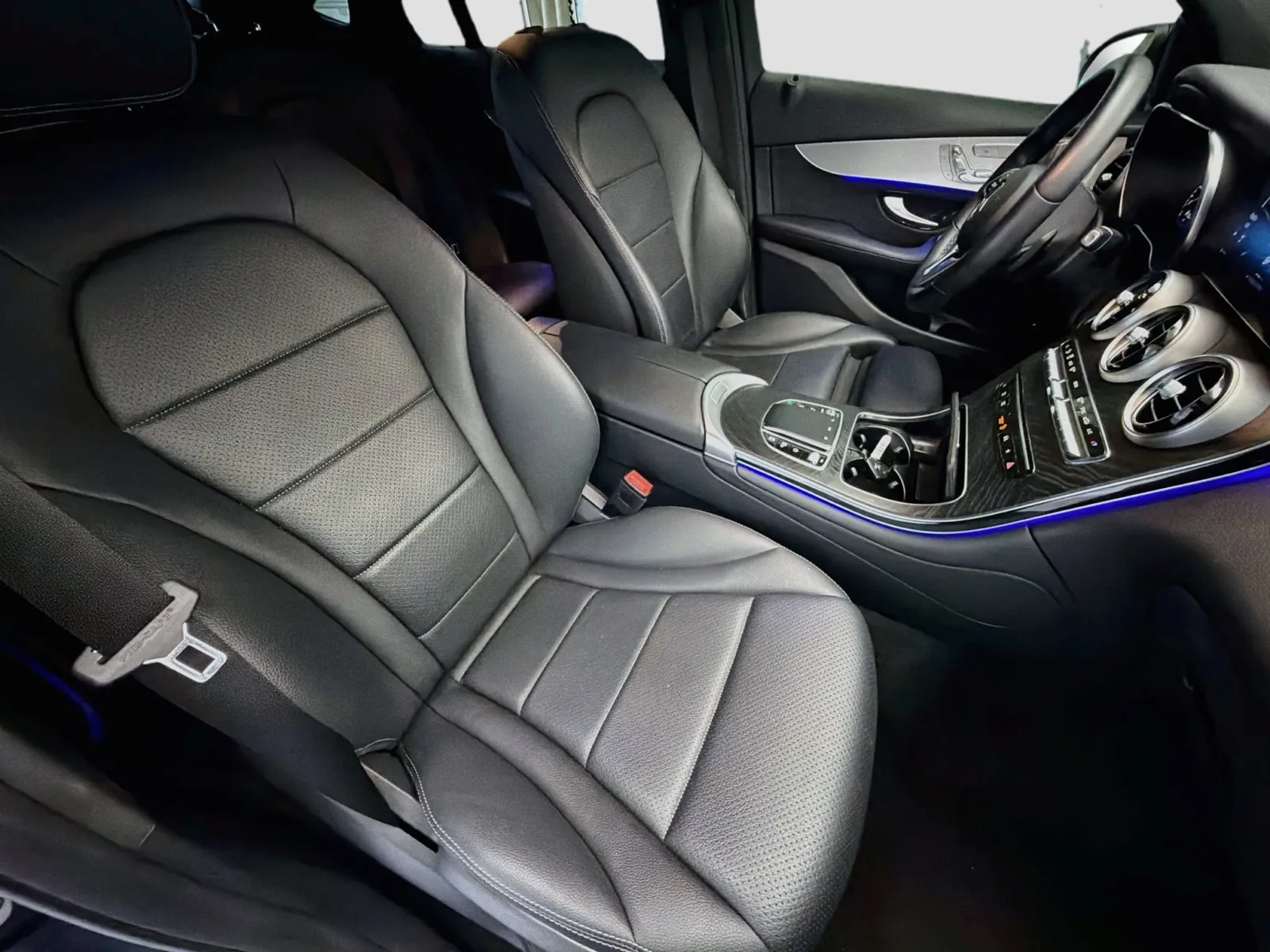 Mercedes-Benz GLC photo 15