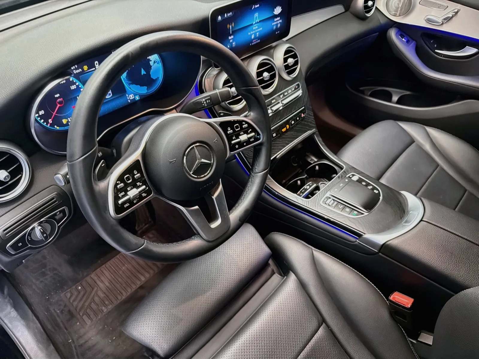 Mercedes-Benz GLC photo 7
