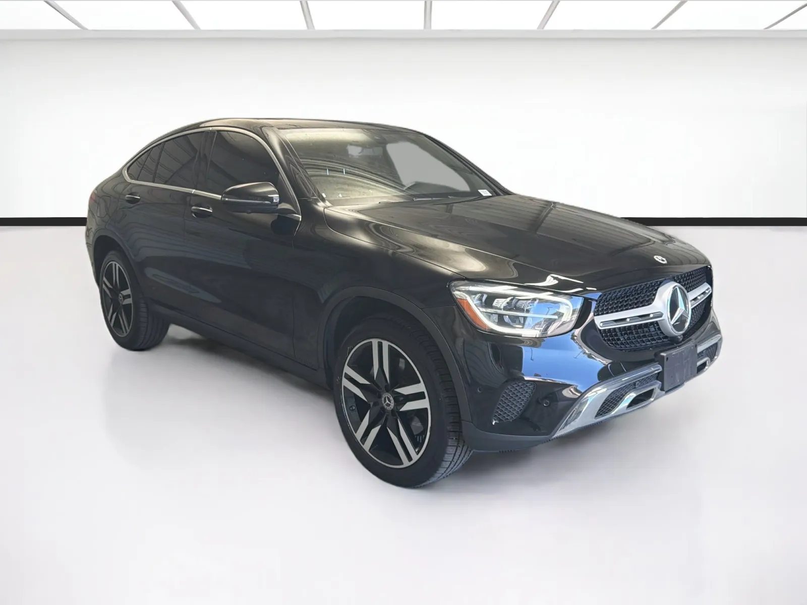 Mercedes-Benz GLC photo 3