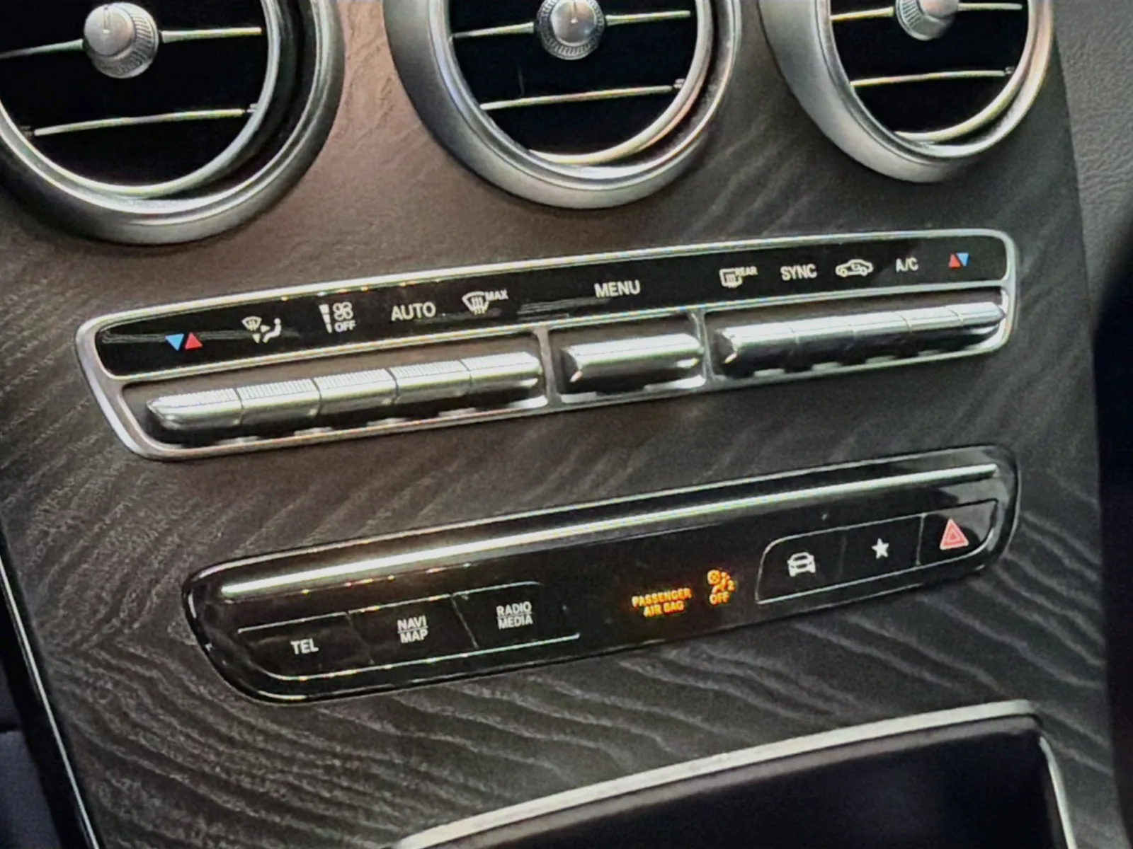 Mercedes-Benz GLC photo 10