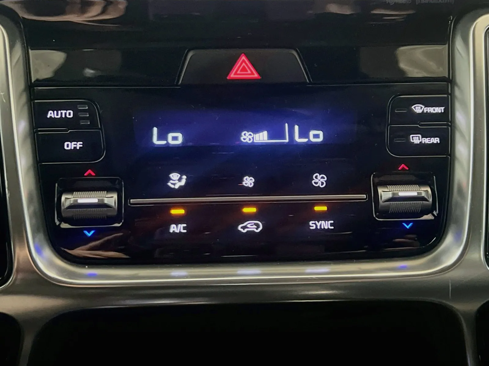 Kia Sorento photo 12