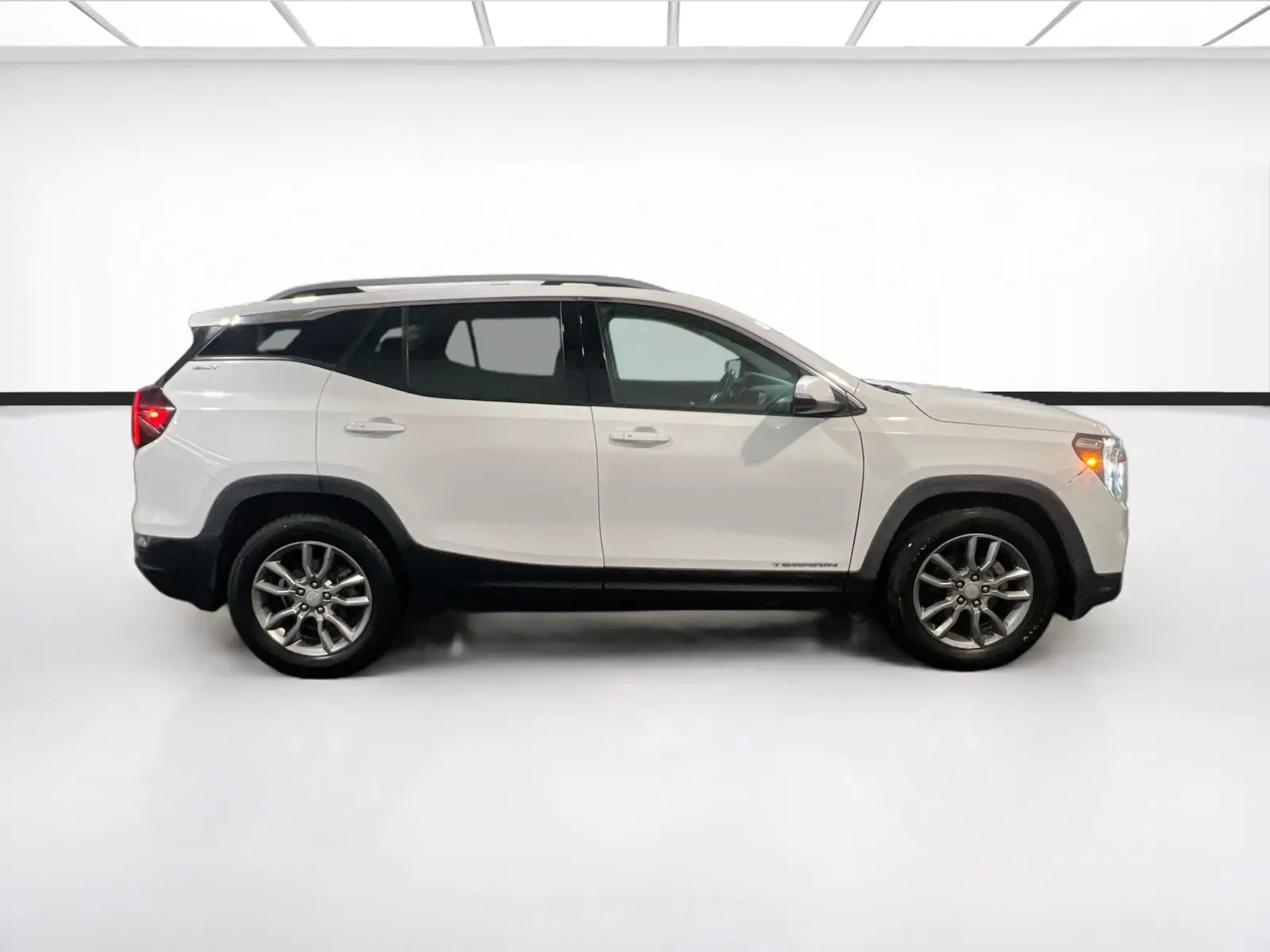 GMC Terrain photo 23