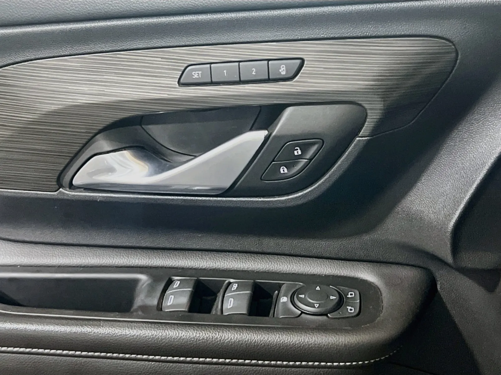 GMC Terrain photo 13