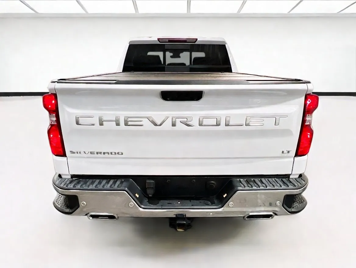 Chevrolet Silverado photo 5