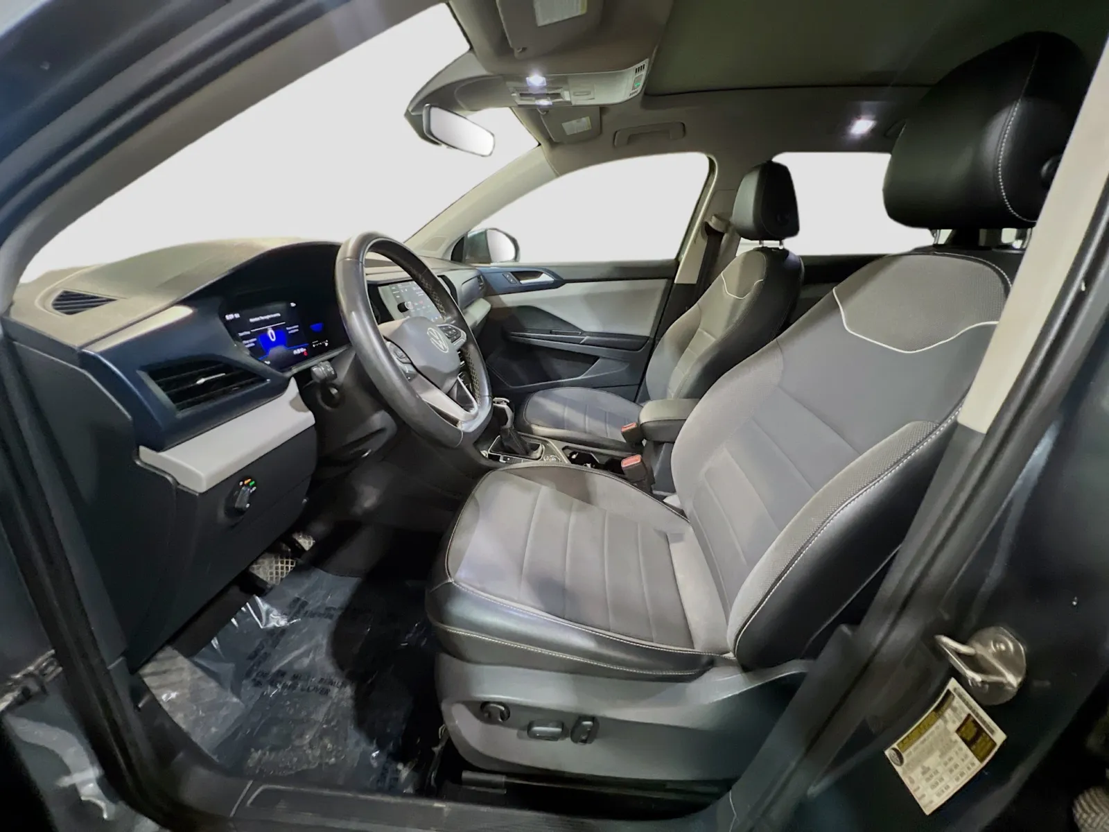 Volkswagen Taos photo 14