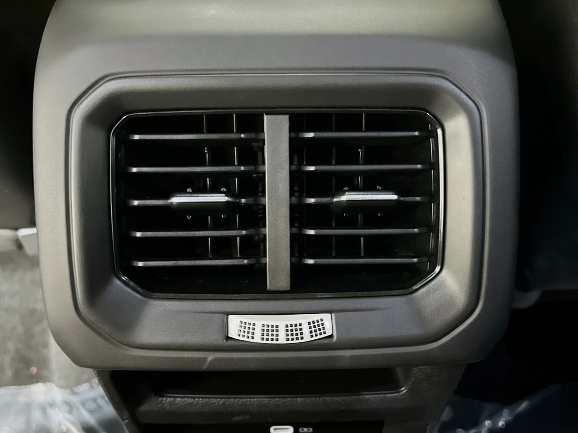 Volkswagen Taos photo 18