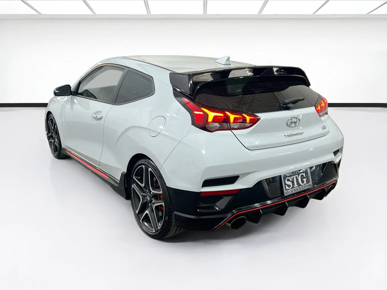 Hyundai Veloster photo 6