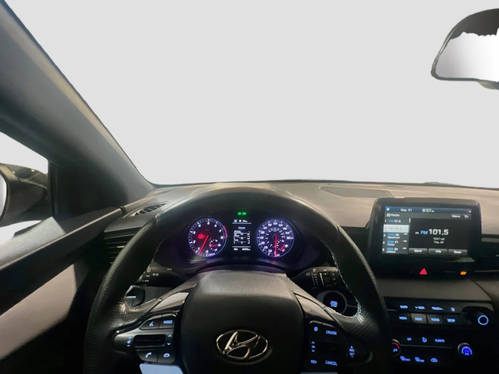 Hyundai Veloster photo 7