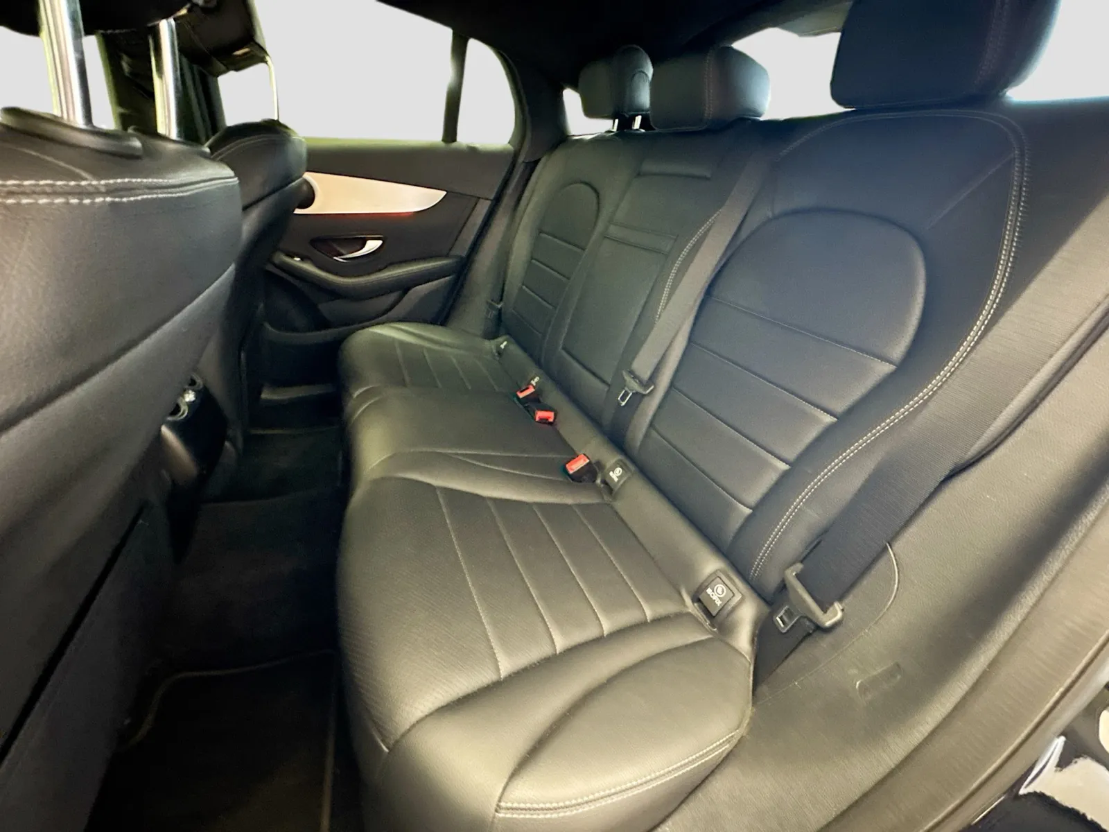 2021 Mercedes-Benz GLC Coupe GLC300 - Photo 14