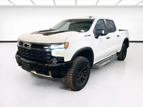 White 2025 Chevrolet Silverado 1500 ZR2 W/TECHNOLOGY PACKAGE for sale in Montclair, CA