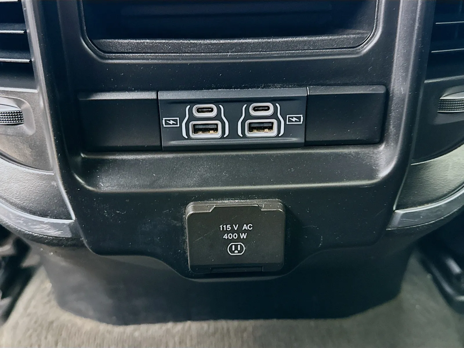 Ram 1500 photo 16