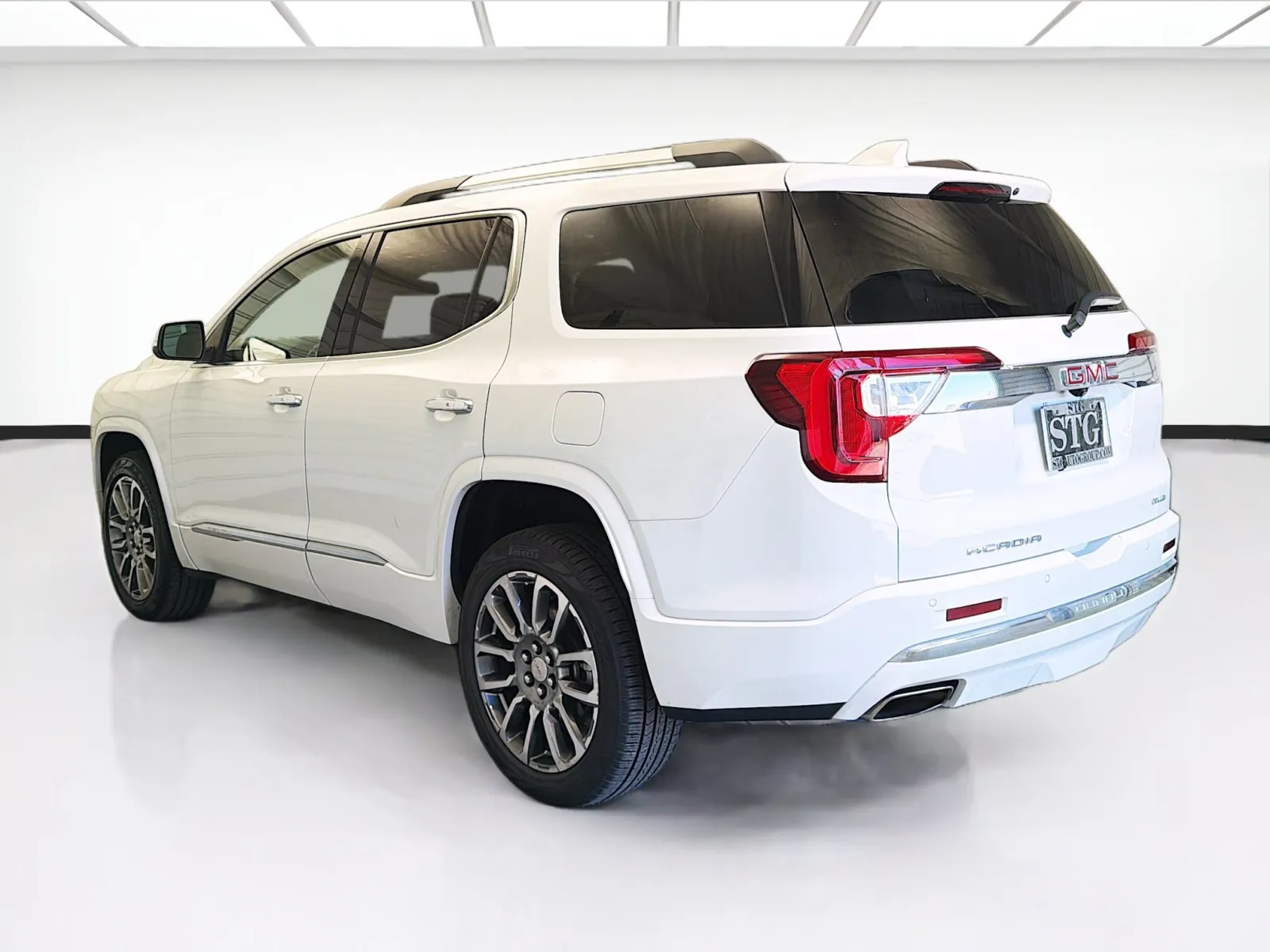GMC Acadia photo 6