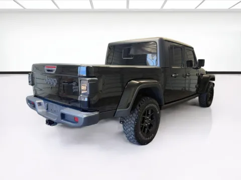 More photos of 2024 Jeep Gladiator Willys at STG Montclair, CA
