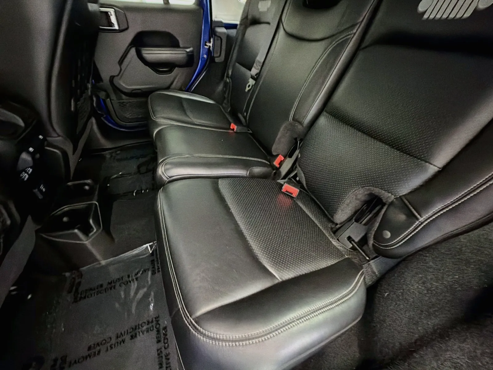 Jeep Wrangler photo 13