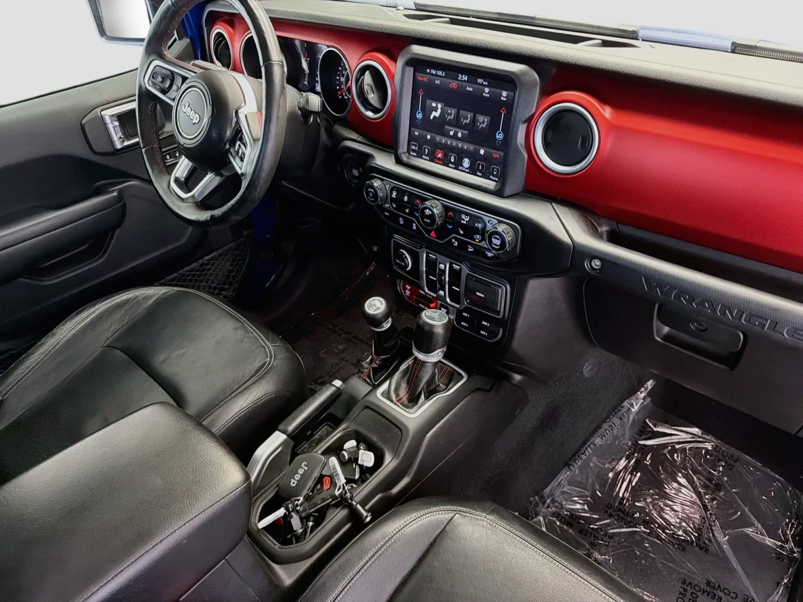Jeep Wrangler photo 12