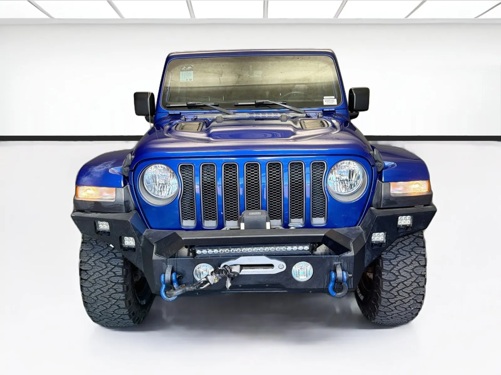Jeep Wrangler photo 2