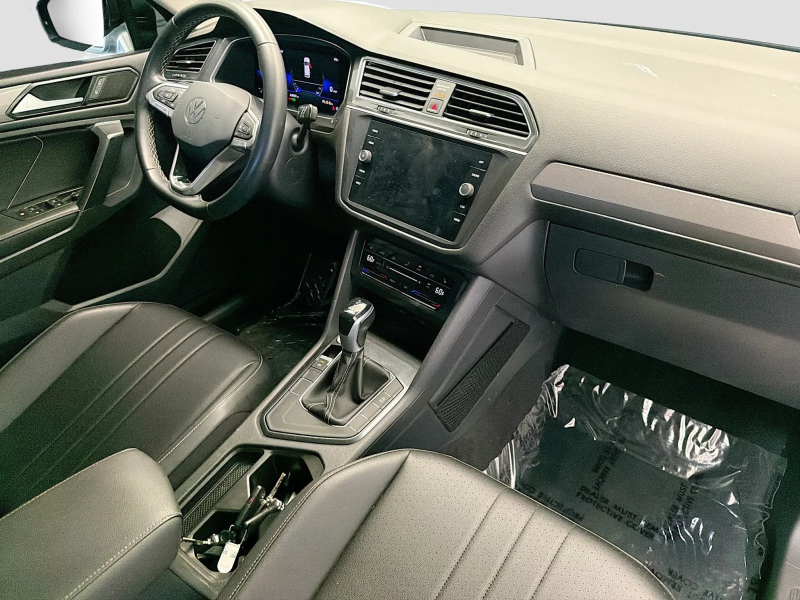 Volkswagen Tiguan photo 12