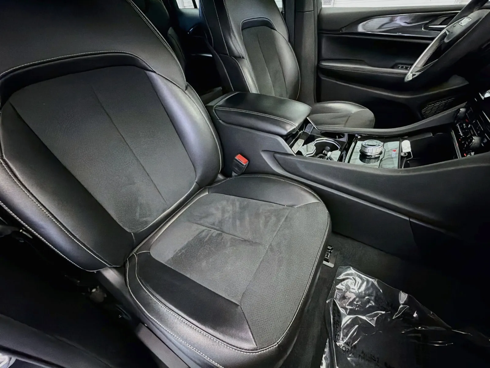 Jeep Grand Cherokee L photo 15
