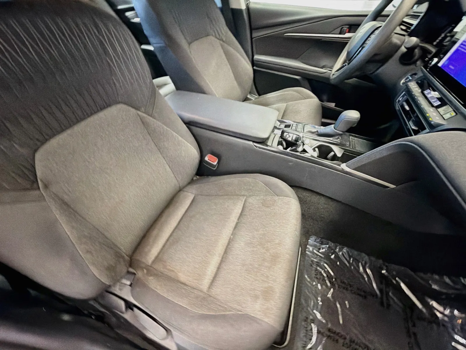Toyota Camry photo 15