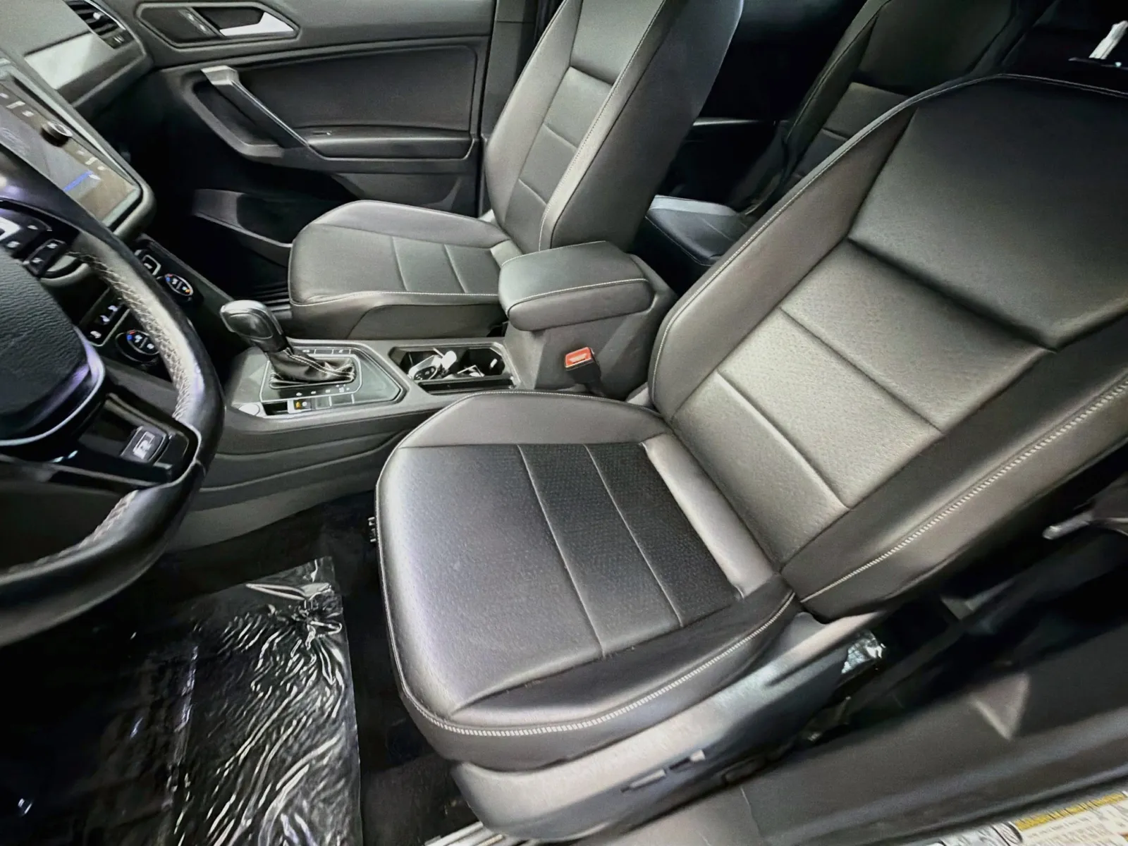 Volkswagen Tiguan photo 11