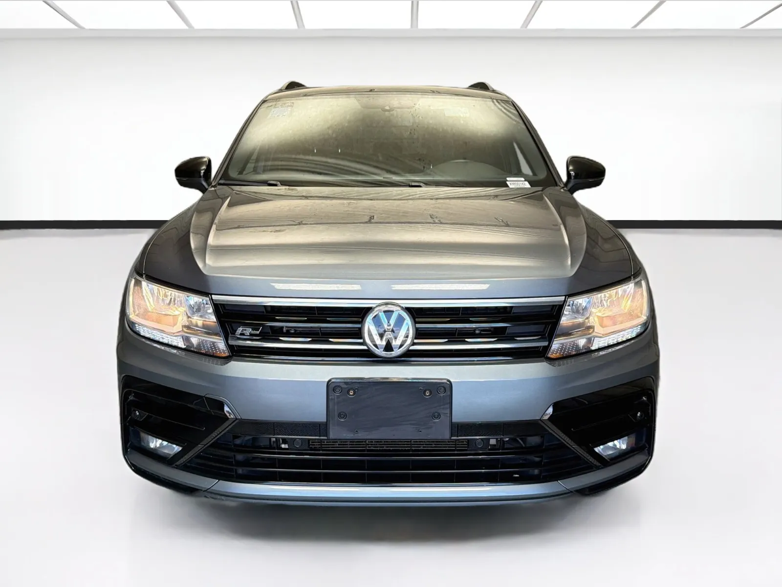 Volkswagen Tiguan photo 2
