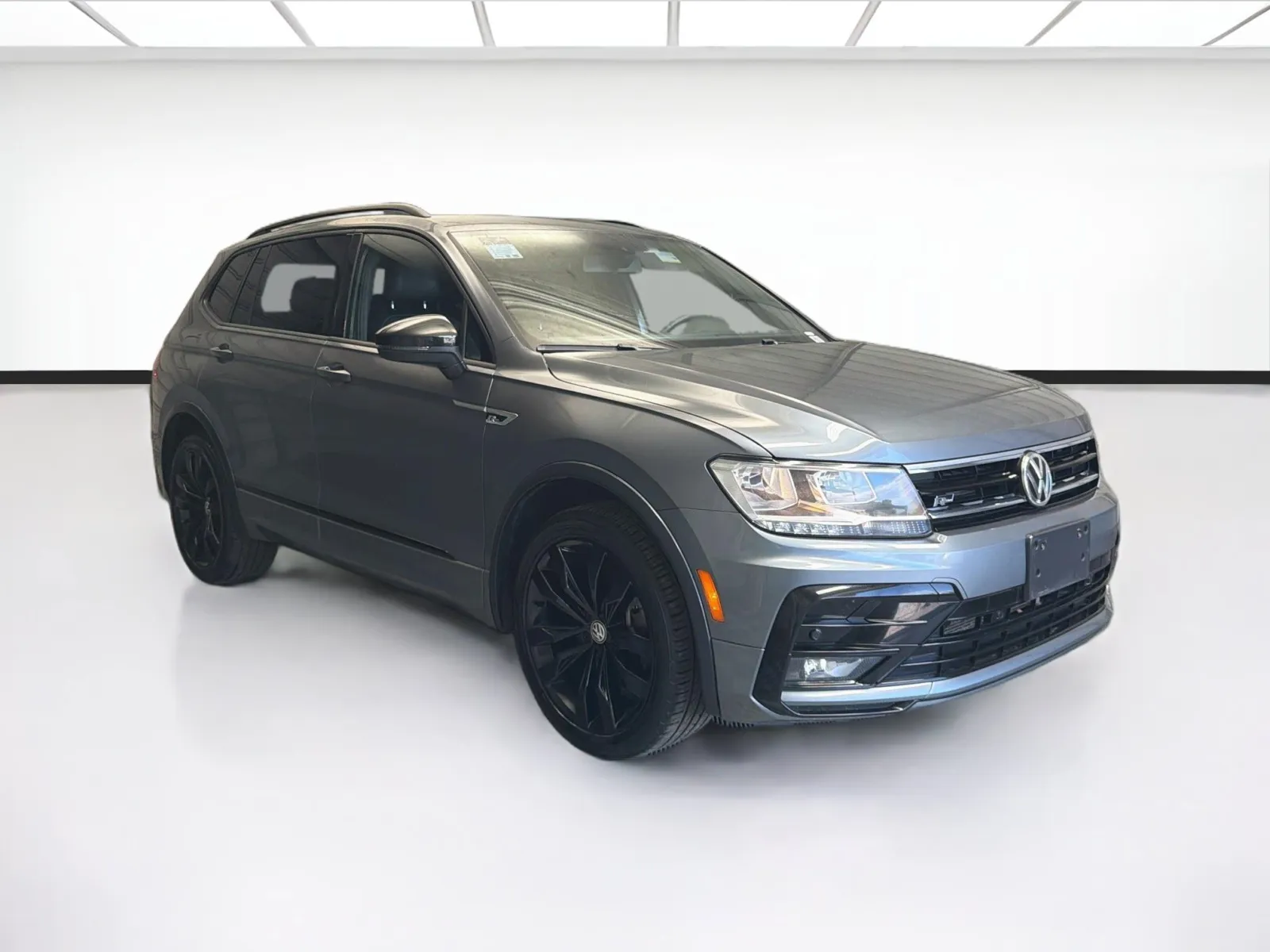 Volkswagen Tiguan photo 3