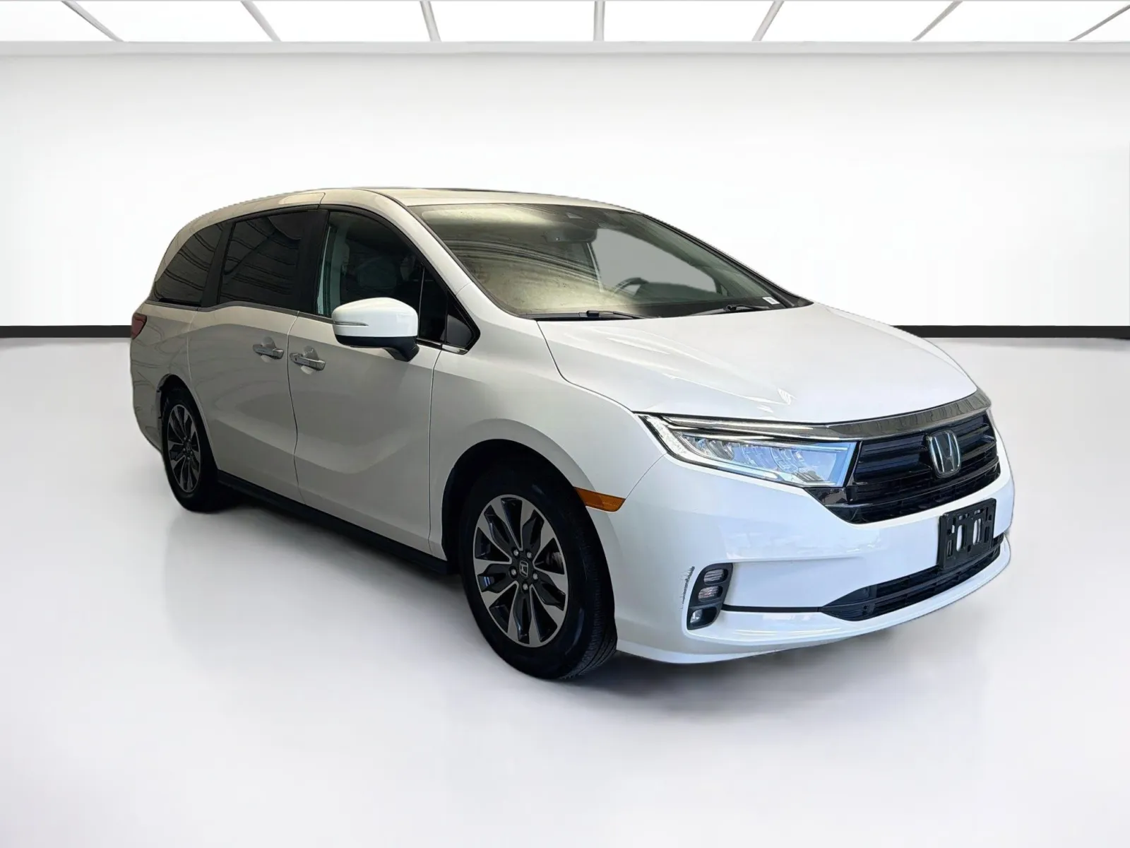 Honda Odyssey photo 3