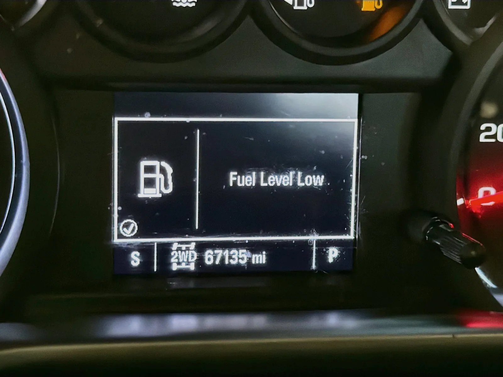Chevrolet Silverado photo 8