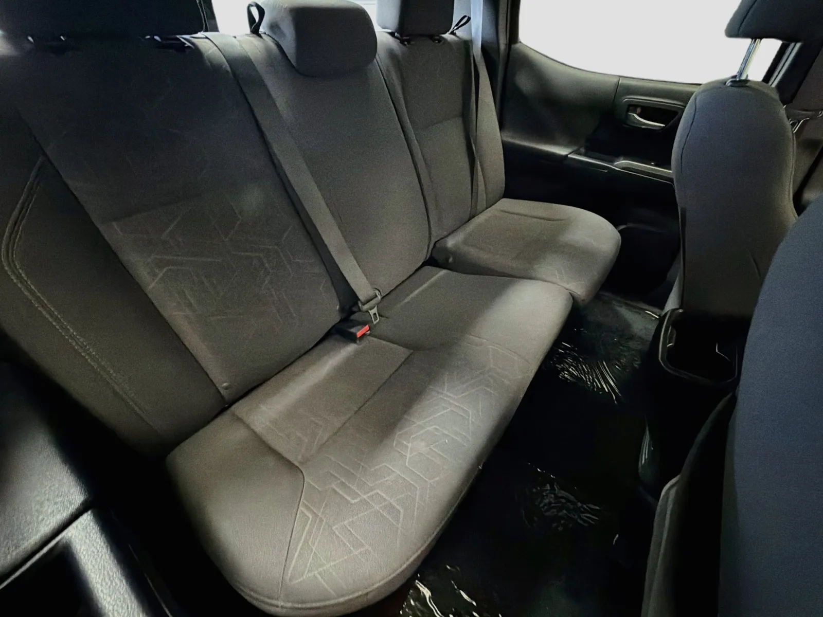 Toyota Tacoma photo 14